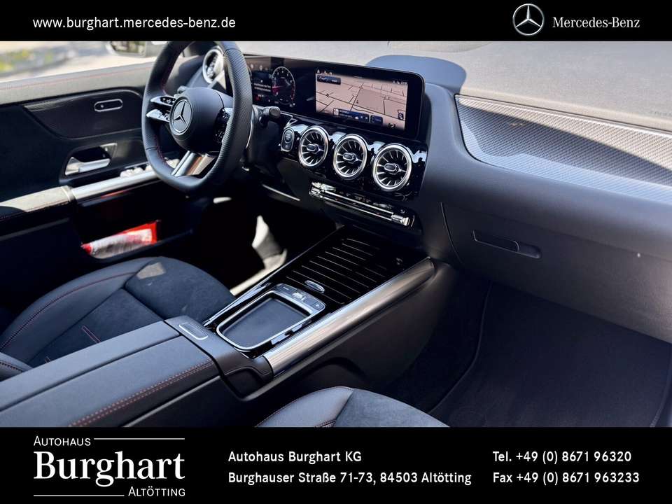 Mercedes-Benz GLA 180 - Imagem 8
