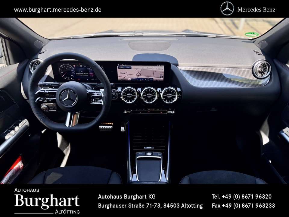 Mercedes-Benz GLA 180 - Imagem 10