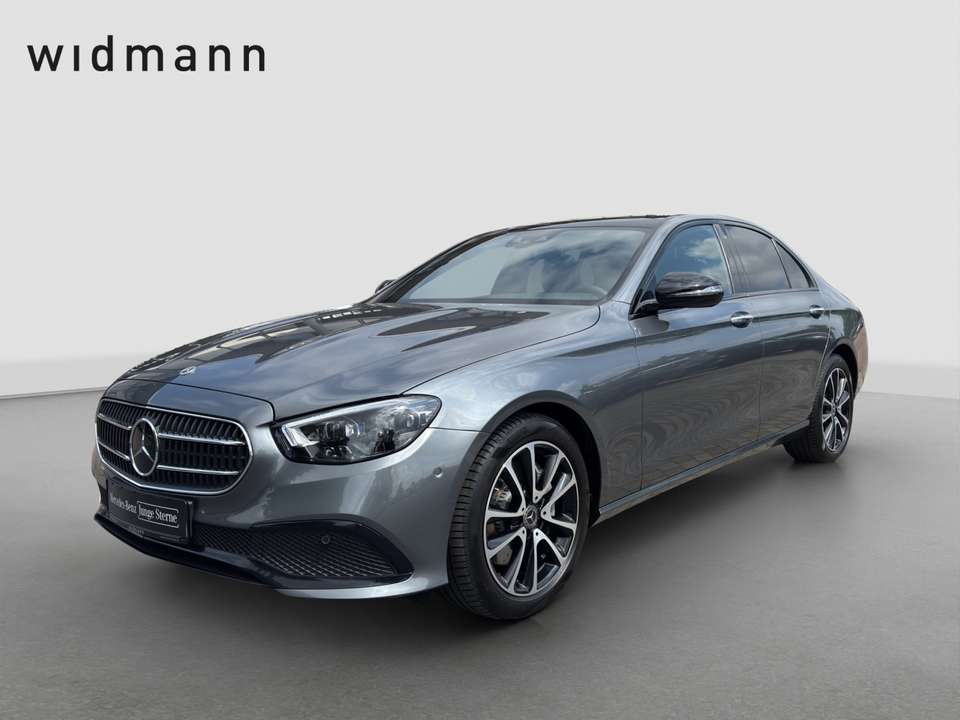Mercedes-Benz E 220 - Imagem 1