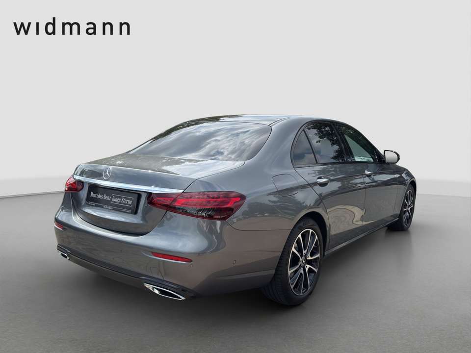 Mercedes-Benz E 220 - Imagem 3