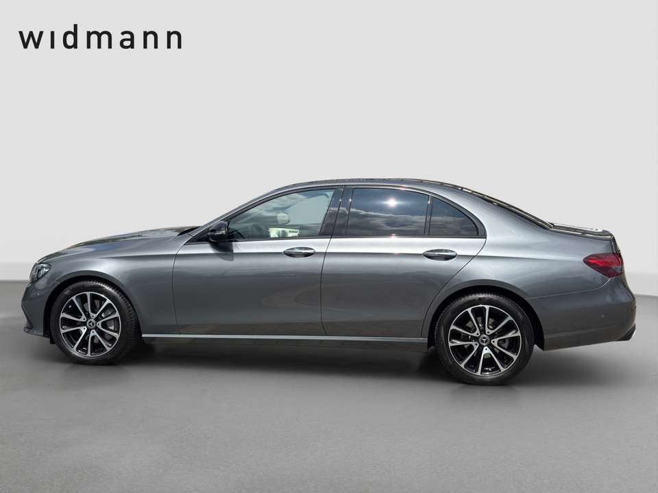 Mercedes-Benz E 220 - Imagem 5