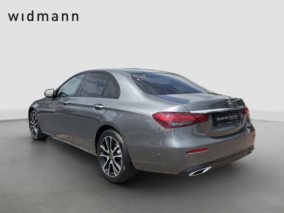 Mercedes-Benz E 220 - Imagem 8