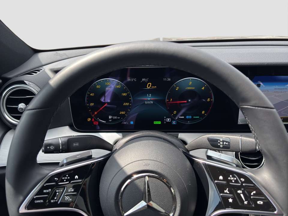 Mercedes-Benz E 220 - Imagem 11