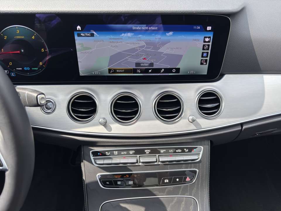 Mercedes-Benz E 220 - Imagem 12