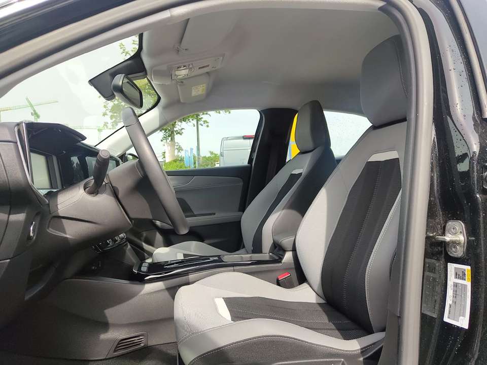 Opel Mokka-E - Imagem 7