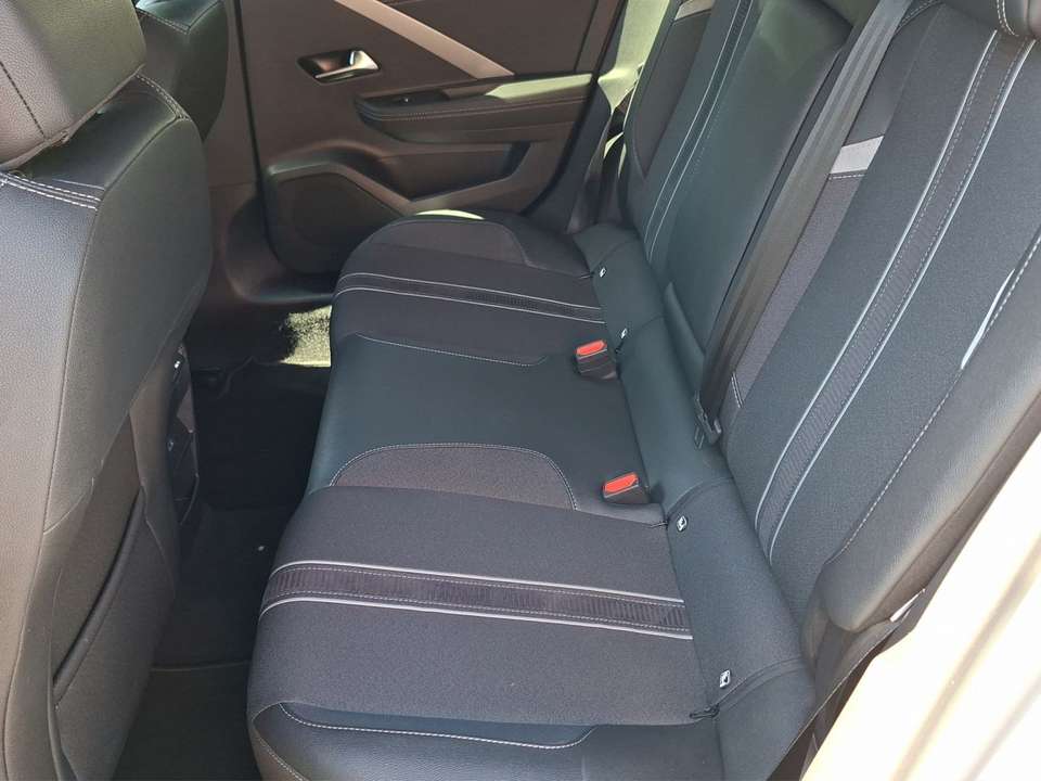 Opel Astra - Imagem 13