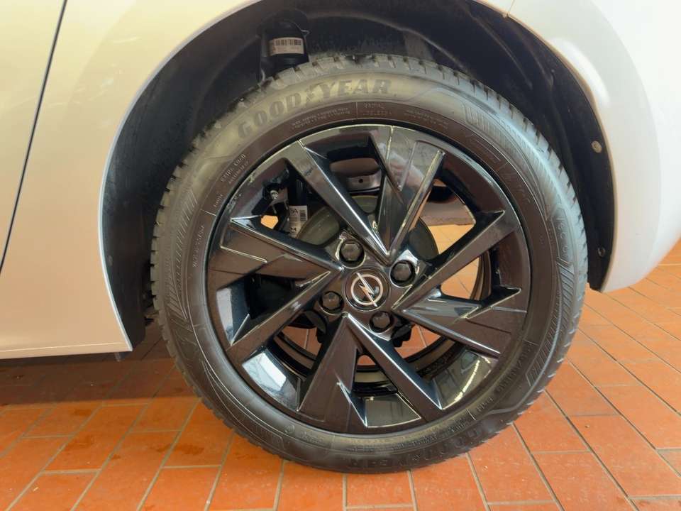 Opel Corsa - Imagem 13
