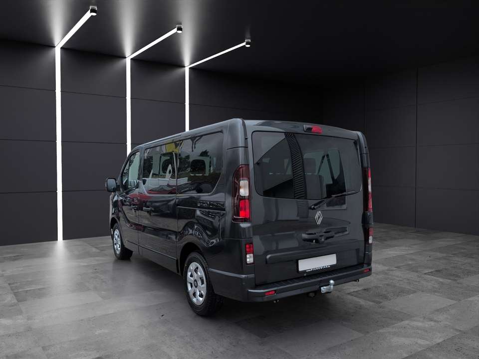 Renault Trafic - Imagem 2