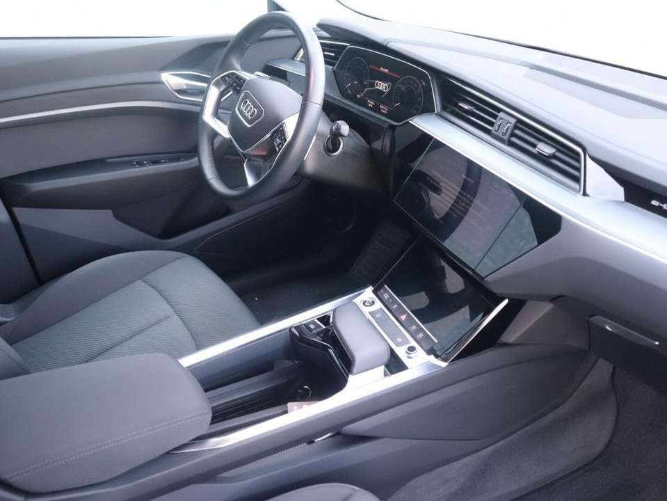 Audi e-tron - Imagem 12