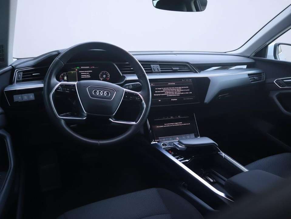 Audi e-tron - Imagem 15
