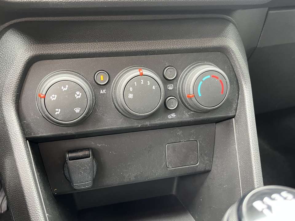 Dacia Jogger - Imagem 17