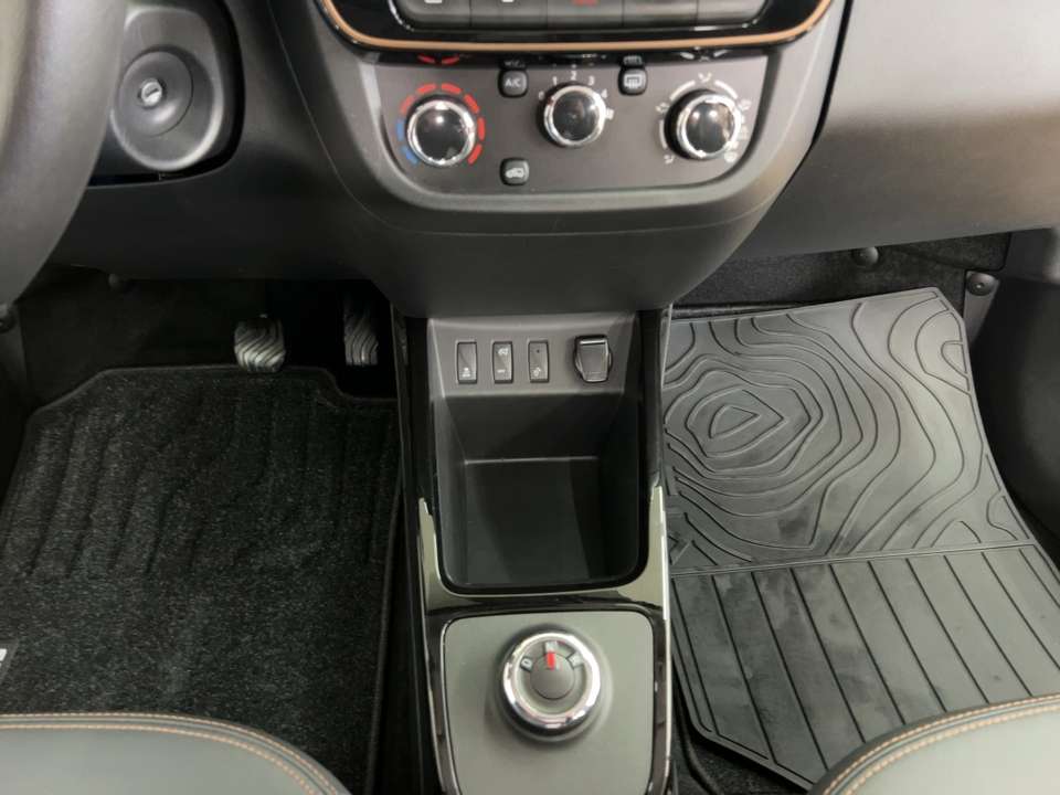 Dacia Spring - Imagem 13