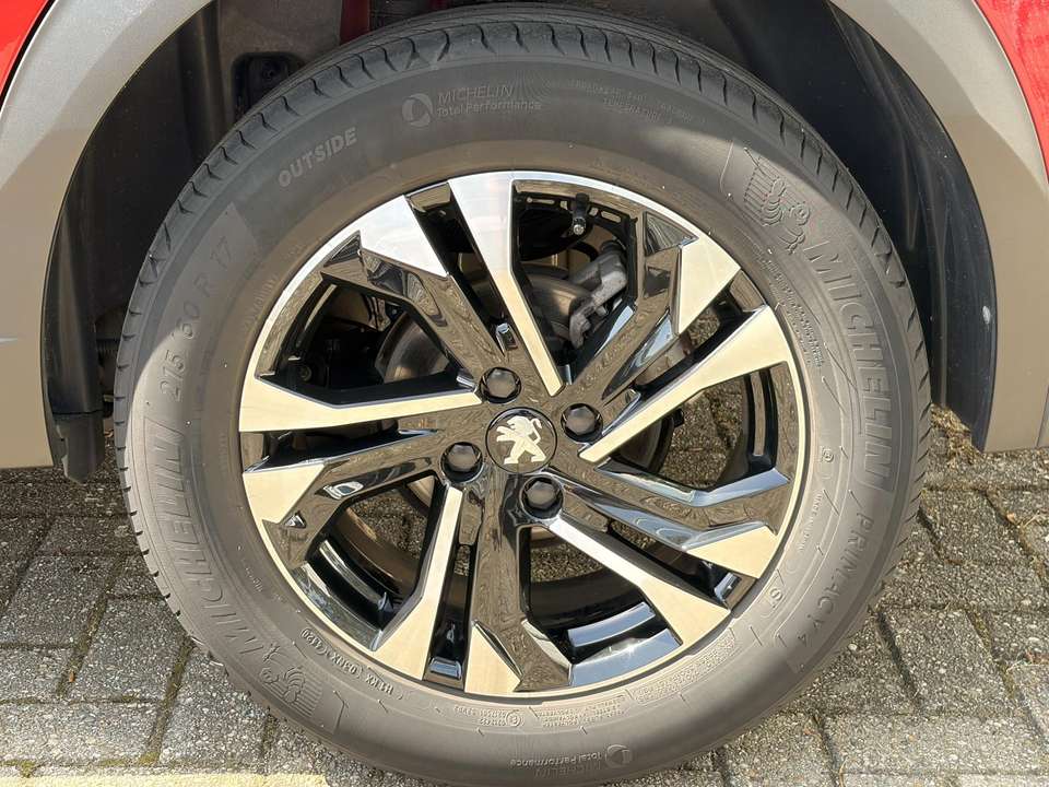 Peugeot 2008 - Imagem 14