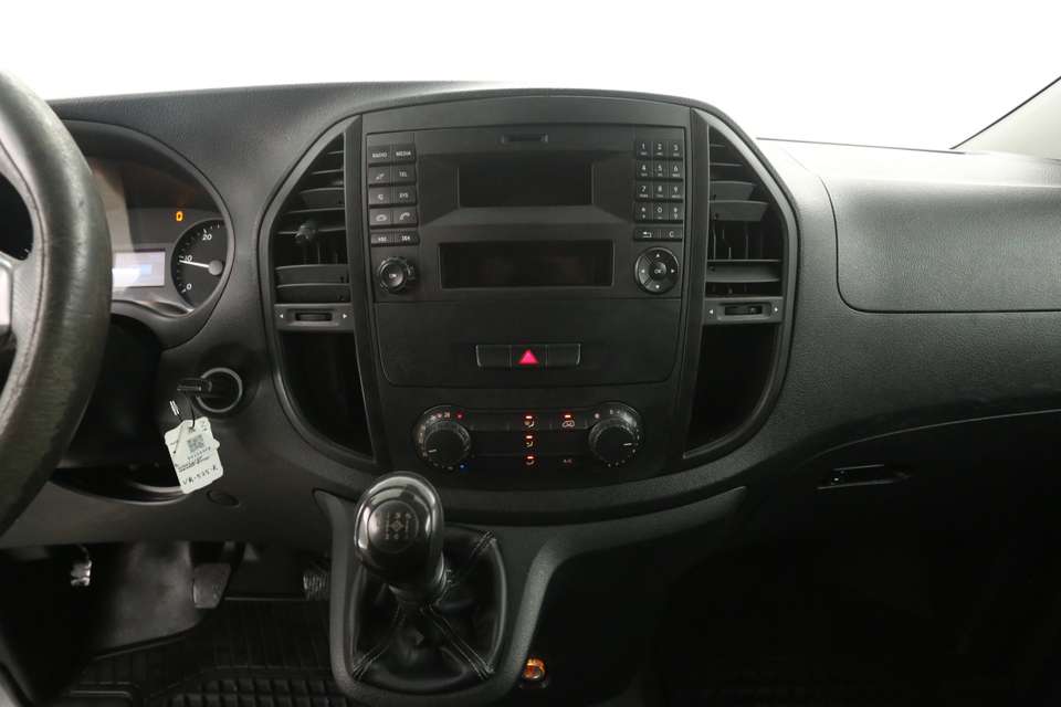 Mercedes-Benz Vito - Imagem 11