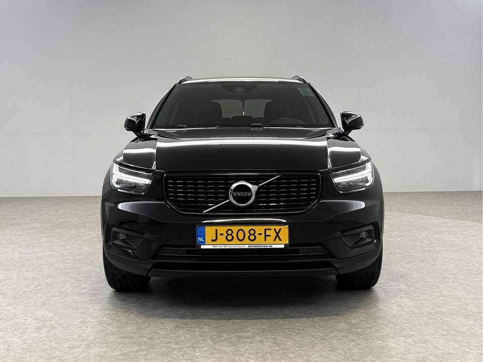 Volvo XC40 - Imagem 8