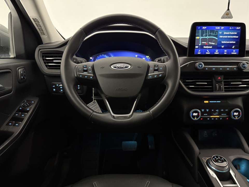Ford Kuga - Imagem 14