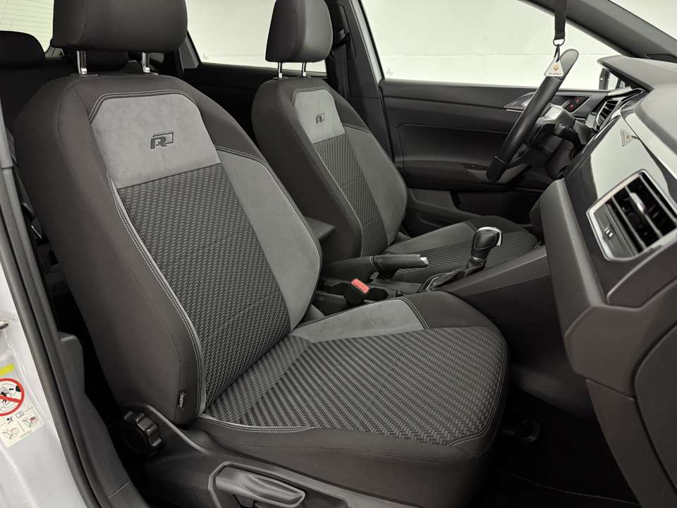 Volkswagen Polo - Imagem 17