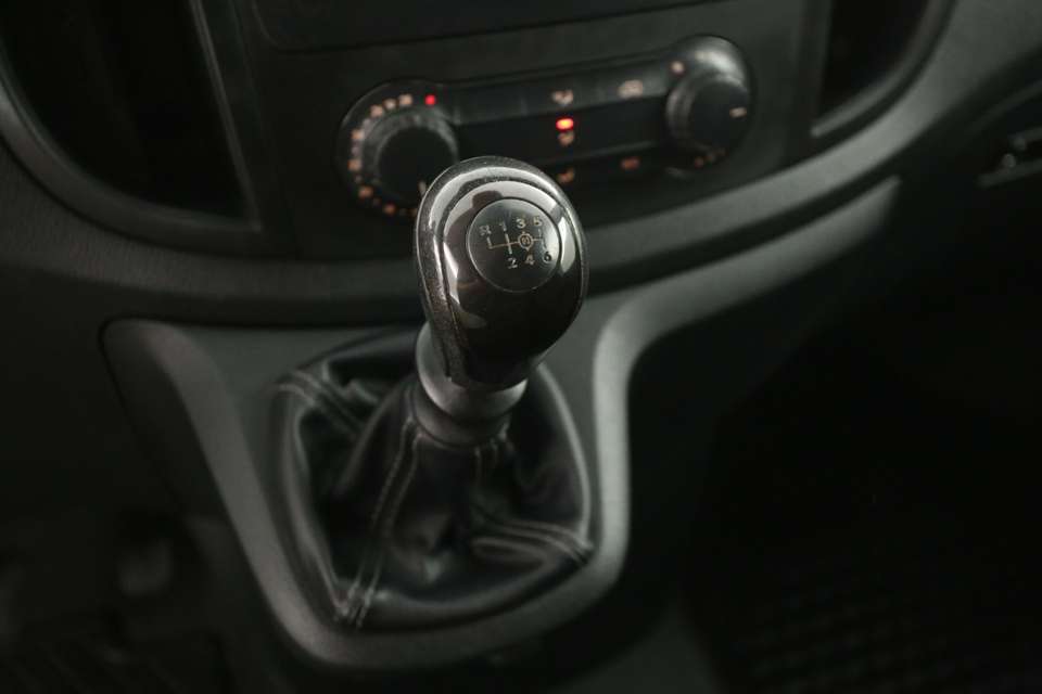 Mercedes-Benz Vito - Imagem 16