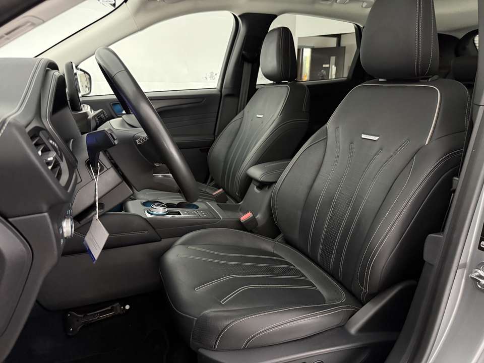Ford Kuga - Imagem 16