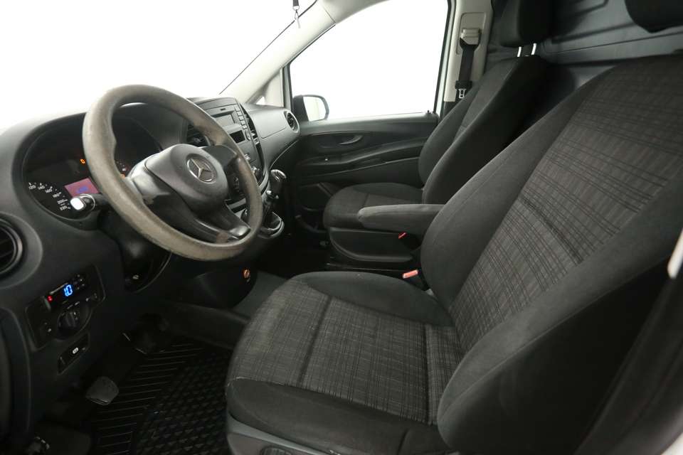 Mercedes-Benz Vito - Imagem 17