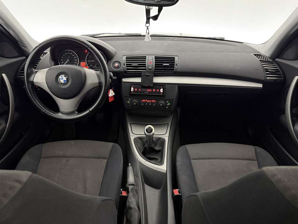 BMW 116 - Imagem 2
