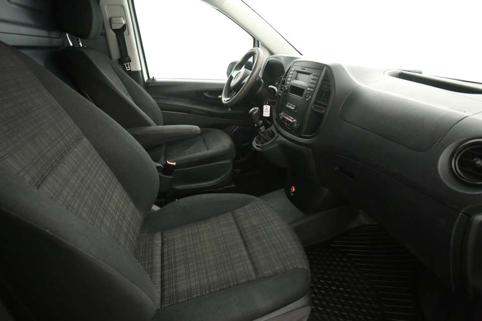 Mercedes-Benz Vito - Imagem 18