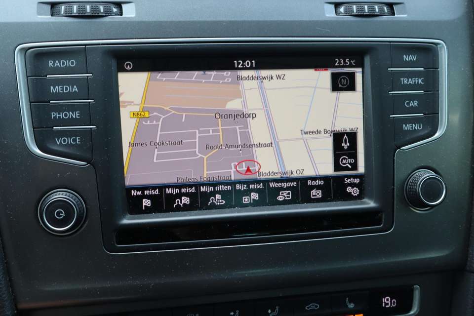 Volkswagen Golf - Imagem 6