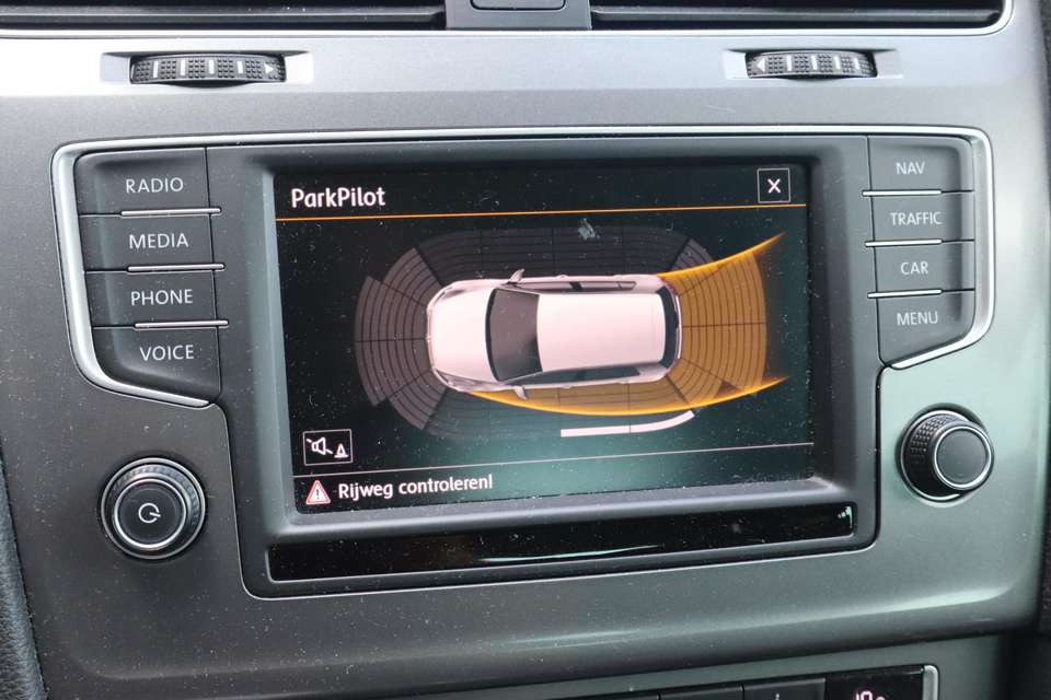 Volkswagen Golf - Imagem 9