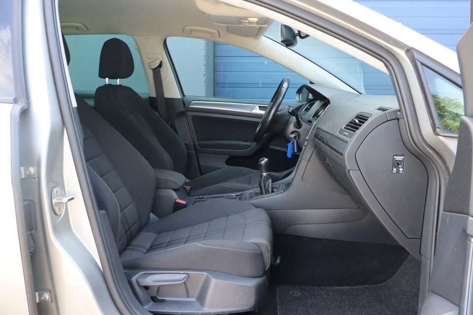 Volkswagen Golf - Imagem 12