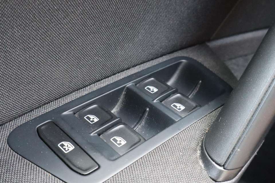Volkswagen Golf - Imagem 14