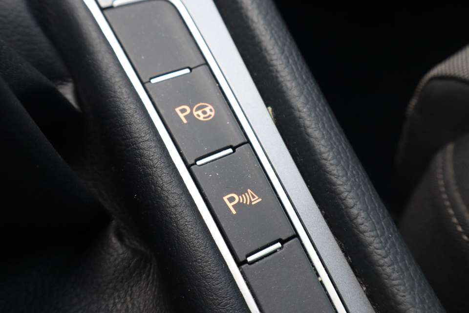 Volkswagen Golf - Imagem 16