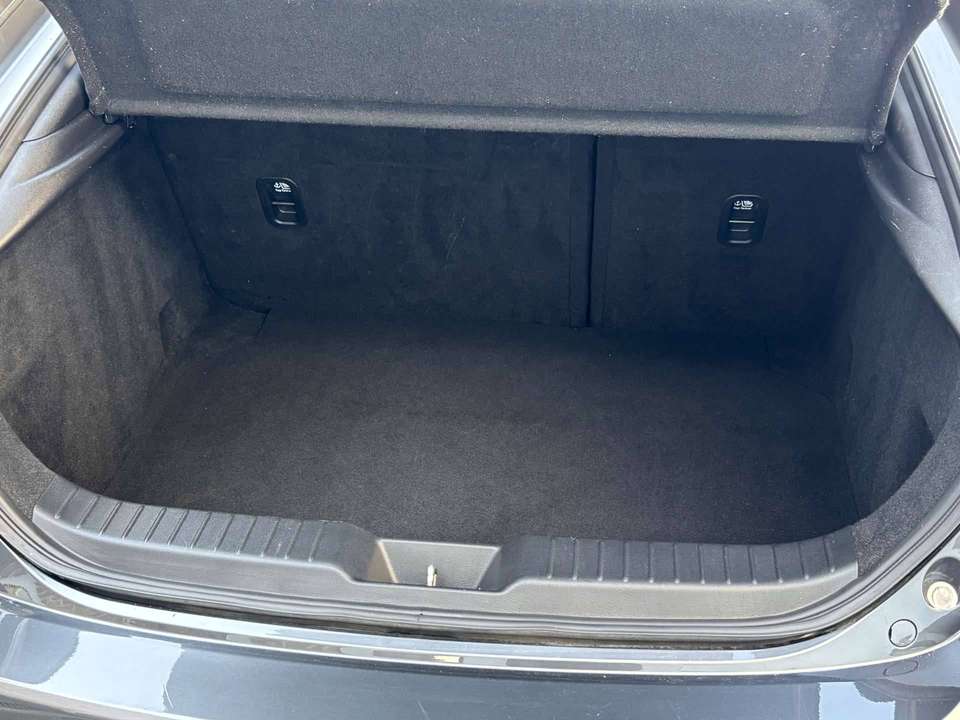 Mazda 3 - Imagem 8