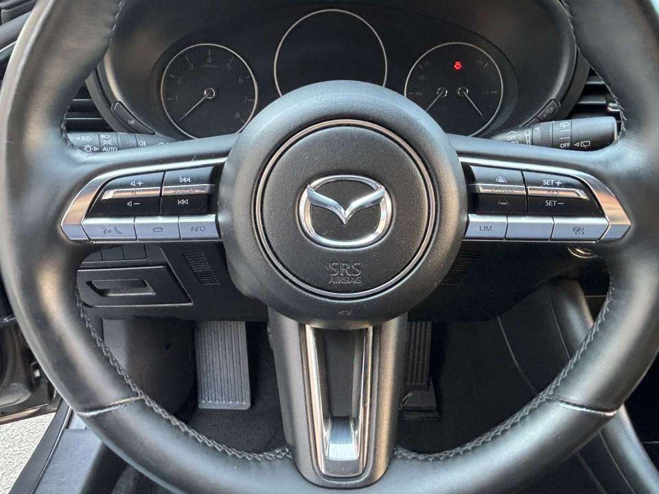 Mazda 3 - Imagem 10
