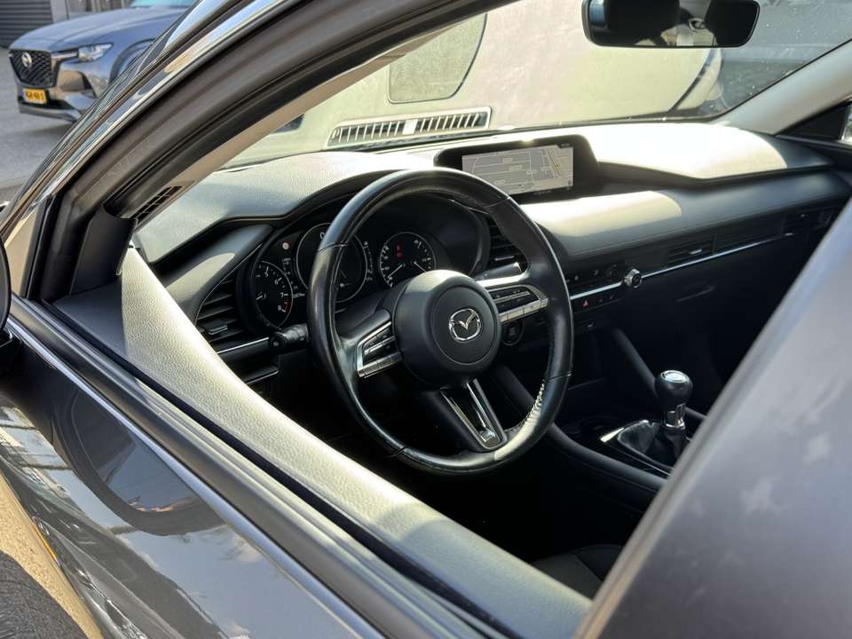 Mazda 3 - Imagem 10