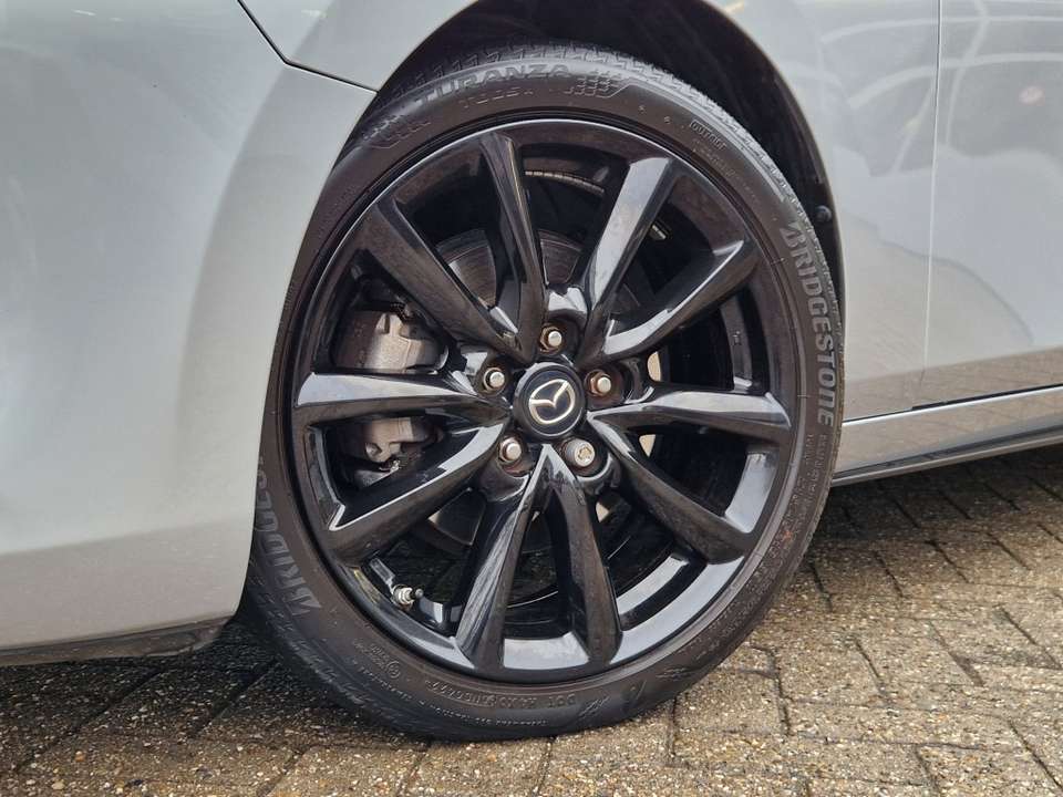 Mazda 3 - Imagem 15