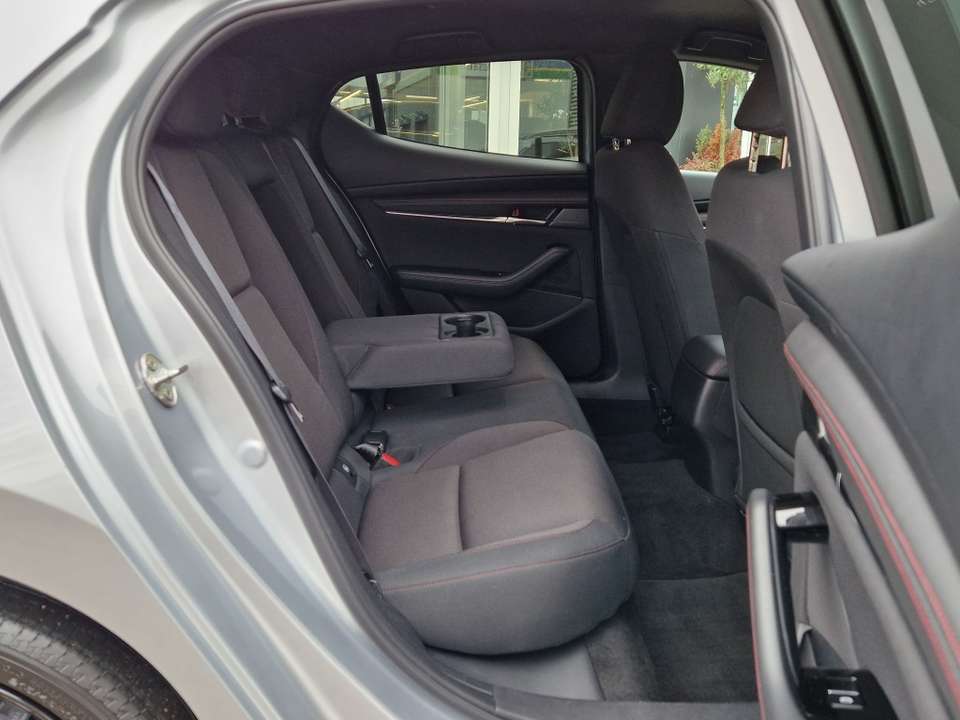 Mazda 3 - Imagem 18