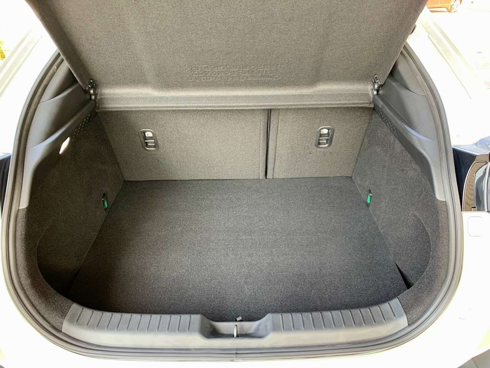 Mazda MX-30 - Imagem 9