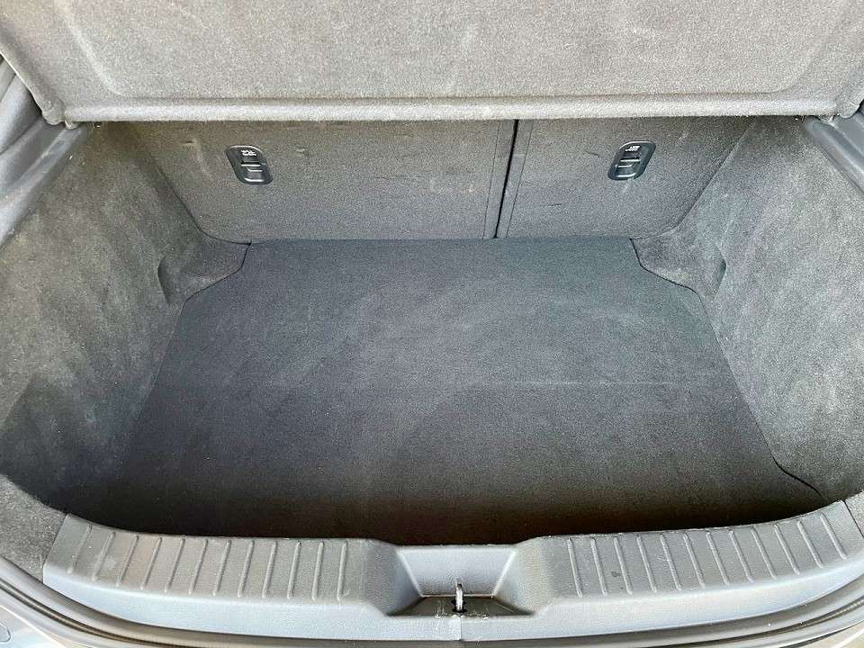 Mazda 3 - Imagem 9