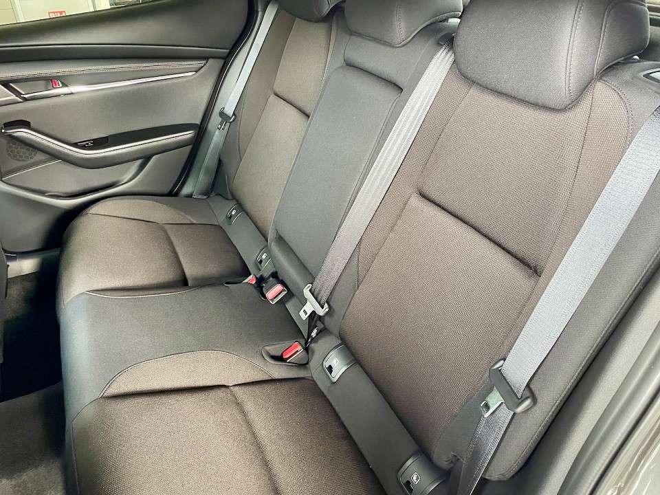 Mazda 3 - Imagem 10