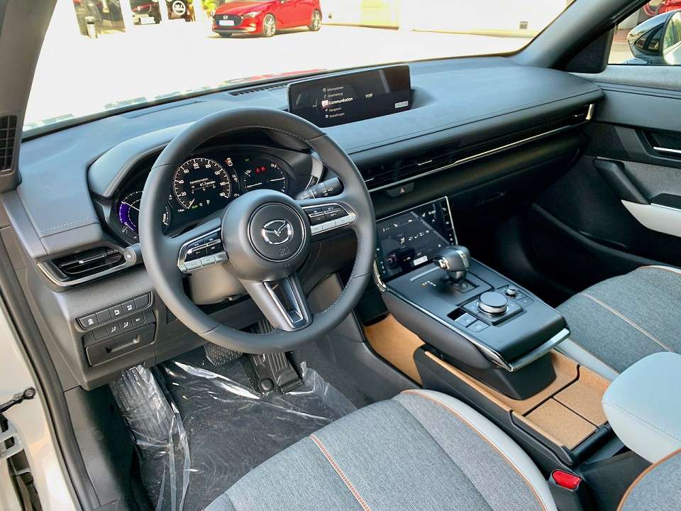 Mazda MX-30 - Imagem 14