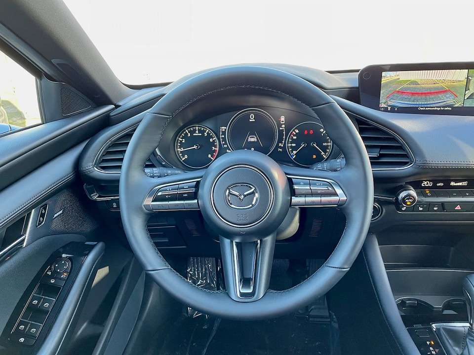 Mazda 3 - Imagem 14