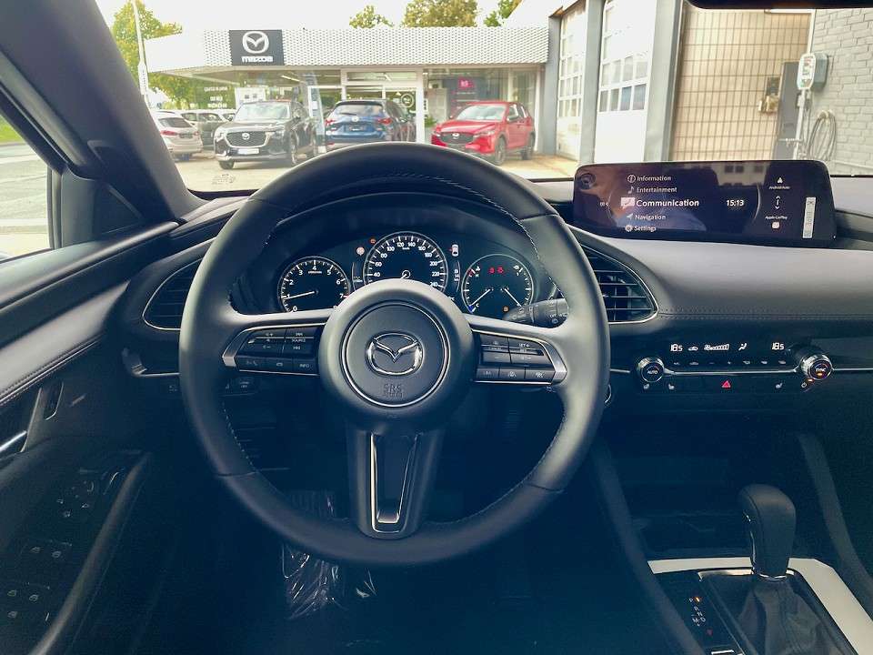 Mazda 3 - Imagem 13