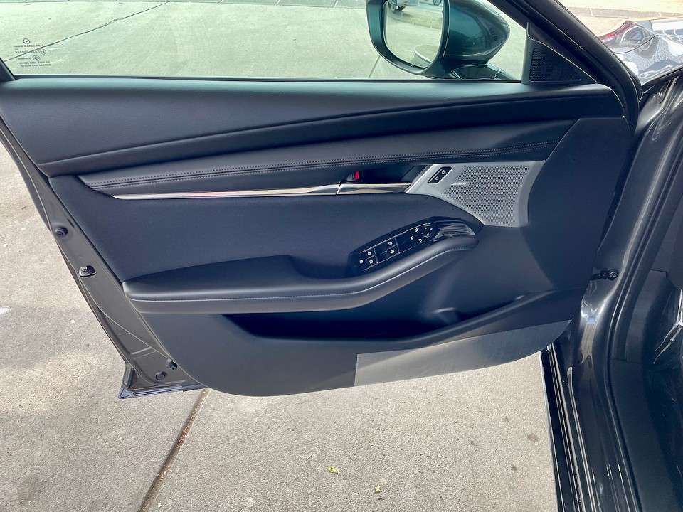 Mazda 3 - Imagem 15