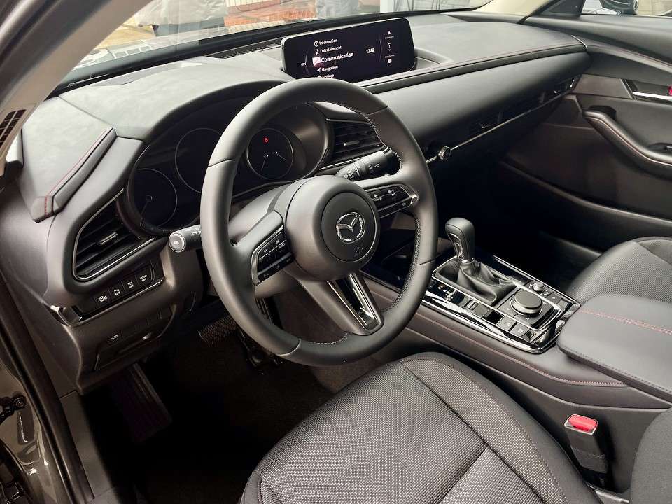 Mazda CX-30 - Imagem 13