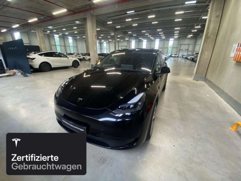 Tesla Model Y - Imagem 2