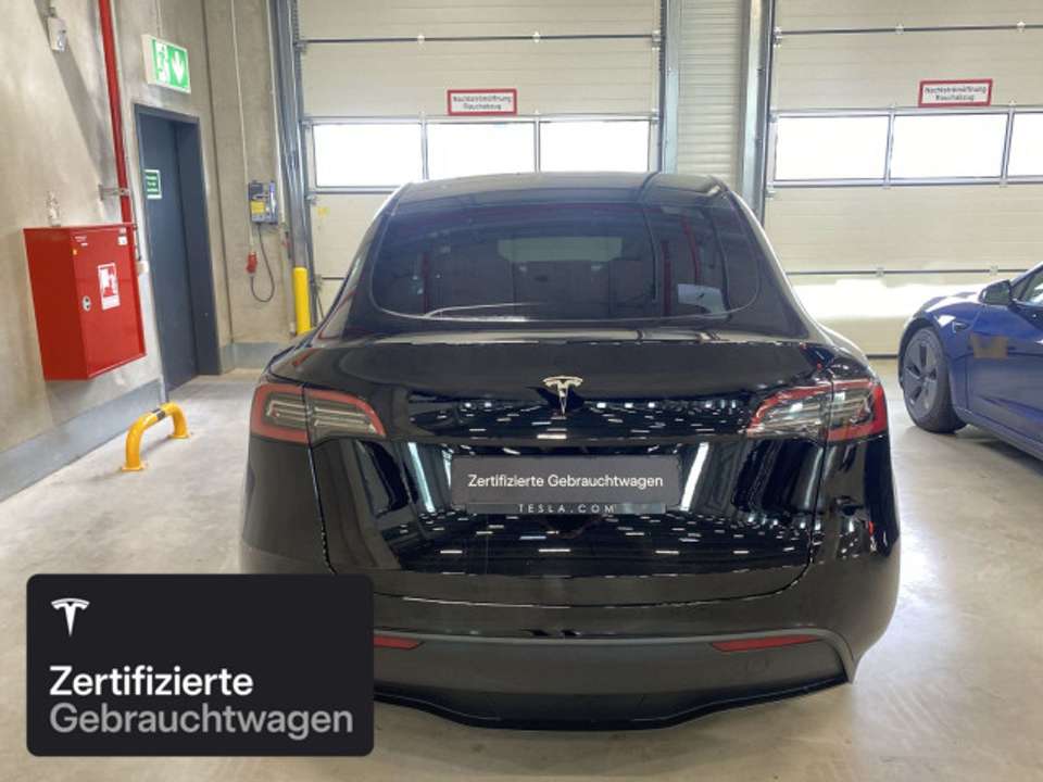 Tesla Model Y - Imagem 6
