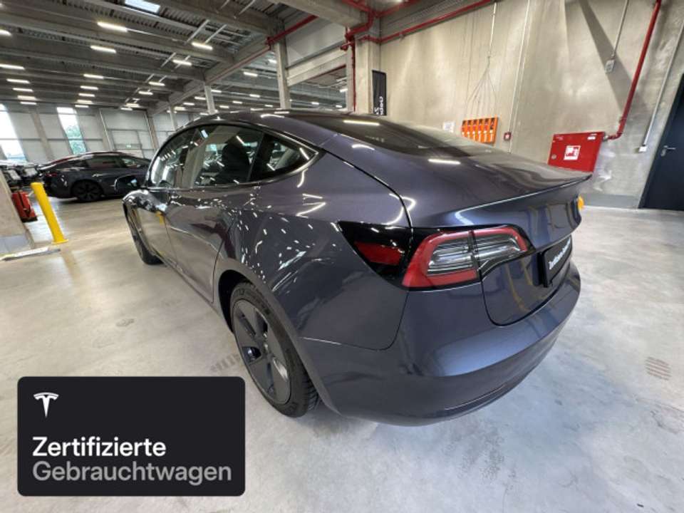 Tesla Model 3 - Imagem 5