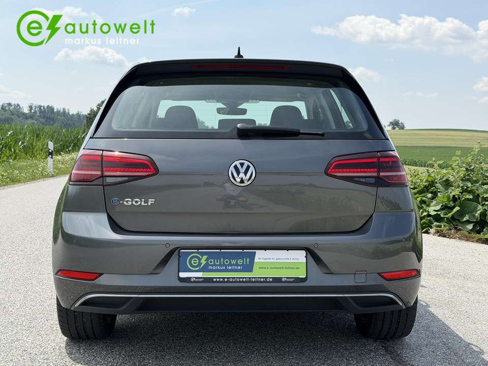 Volkswagen e-Golf - Imagem 5