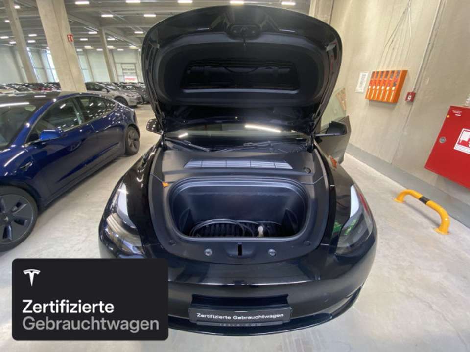 Tesla Model Y - Imagem 8
