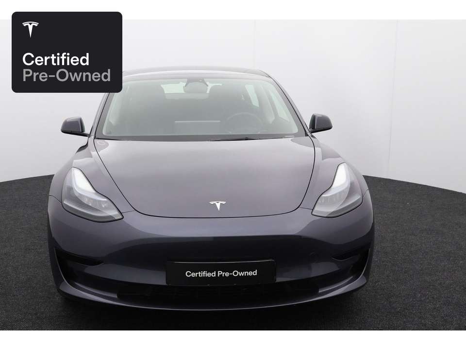 Tesla Model 3 - Imagem 4